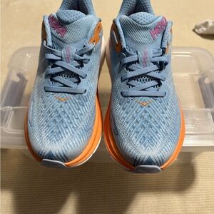 Hoka sneakers worn once